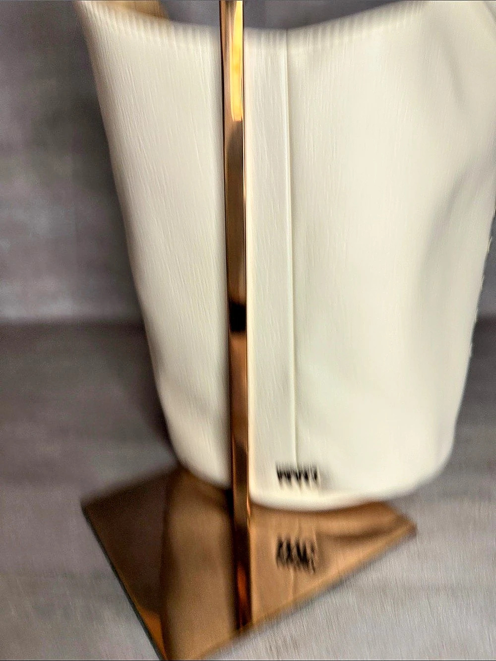Madden NYC Studded Bucket Shoulder Bag White NWT - Picture 10 of 12